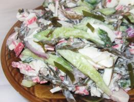 Салат с морской капустой и яйцом: рецепт с фото